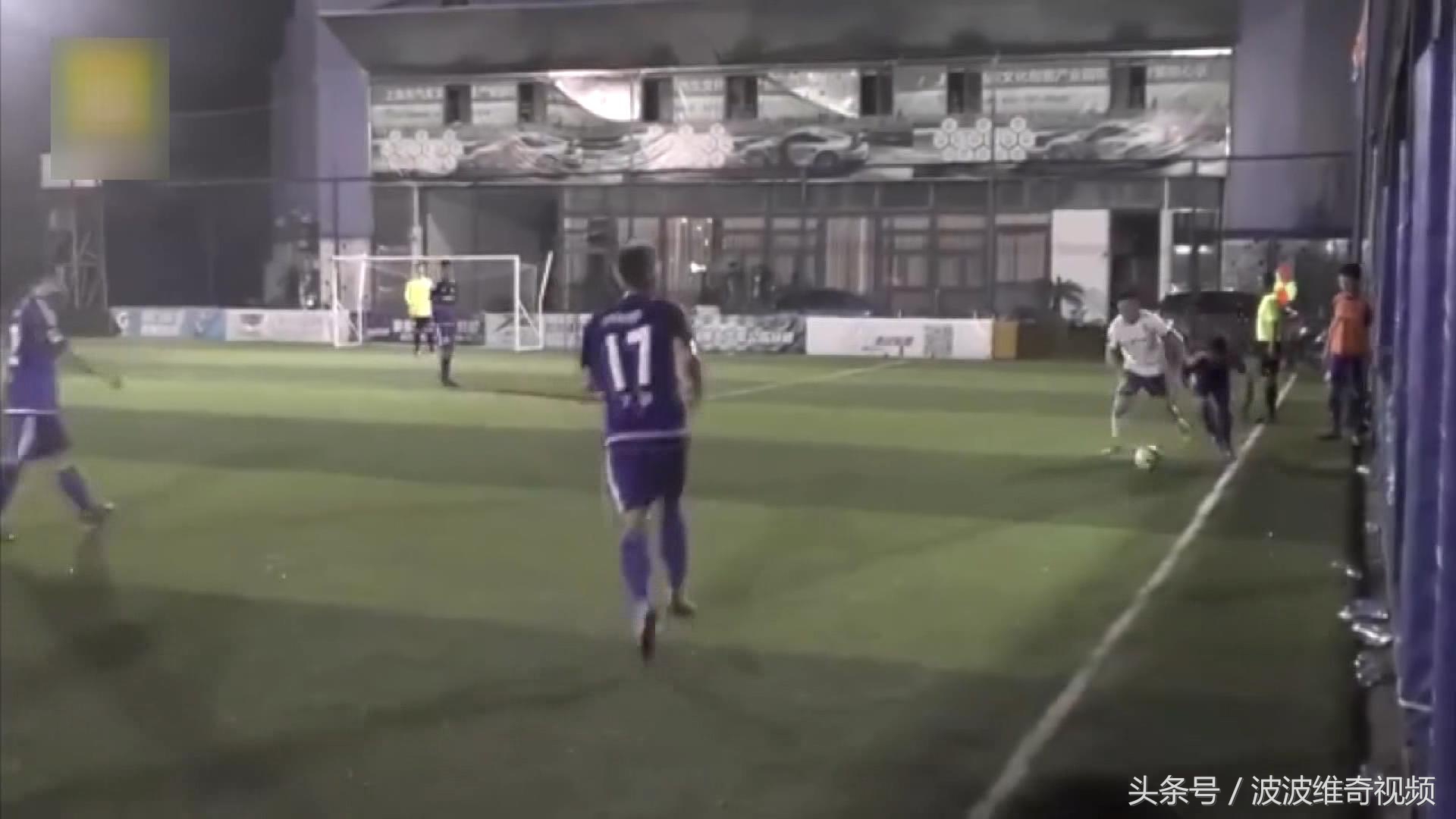 董卿现场怒怼嘉宾评委,董卿怒怼场面十分震撼