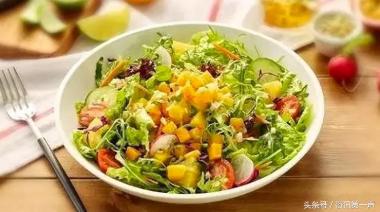 肯德基卖辣鸡腿堡,肯德基卖螺蛳粉热干面