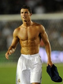 足坛历代绝代双骄高燃,足坛的绝代双骄c罗和梅西