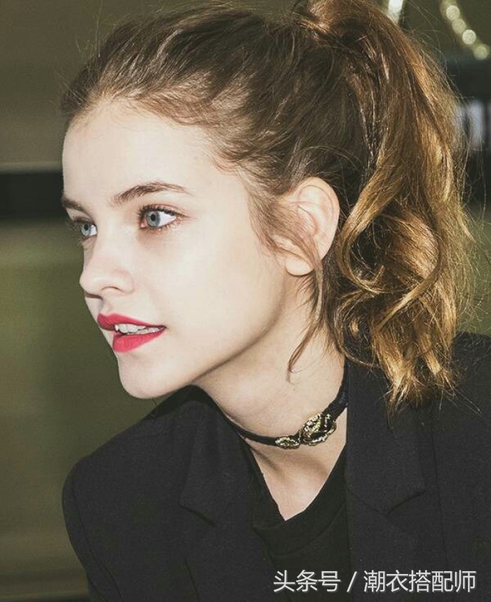 93年娃娃脸超模，她出名时你还在玩泥巴