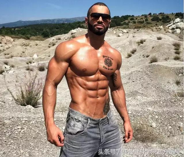 腹肌不对称的改善方法,腹肌两边不对称怎么办能继续练吗