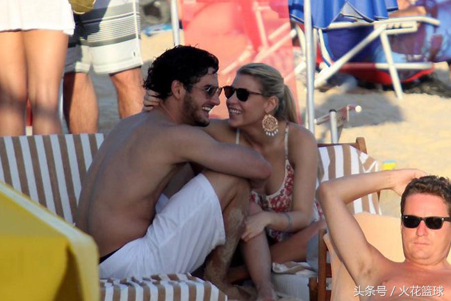 足球被酒色毁掉的球员,足球五大毁于酒精的天才