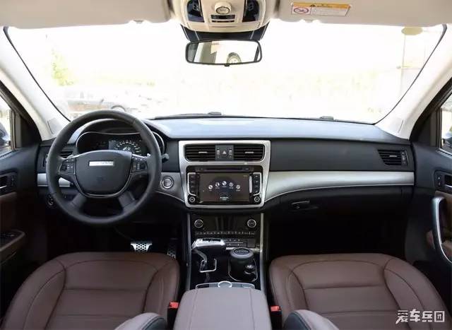 哈弗h82015款2.0t四驱标准型,哈弗h82015款2.0t四驱尊贵型