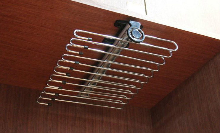 因为没有安装衣柜裤架，男友就要和我分手！