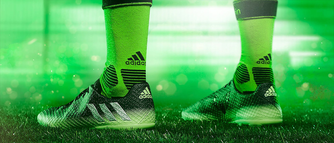 五大联赛最佳射手上脚的球鞋,小球场公认脚感最好的足球鞋