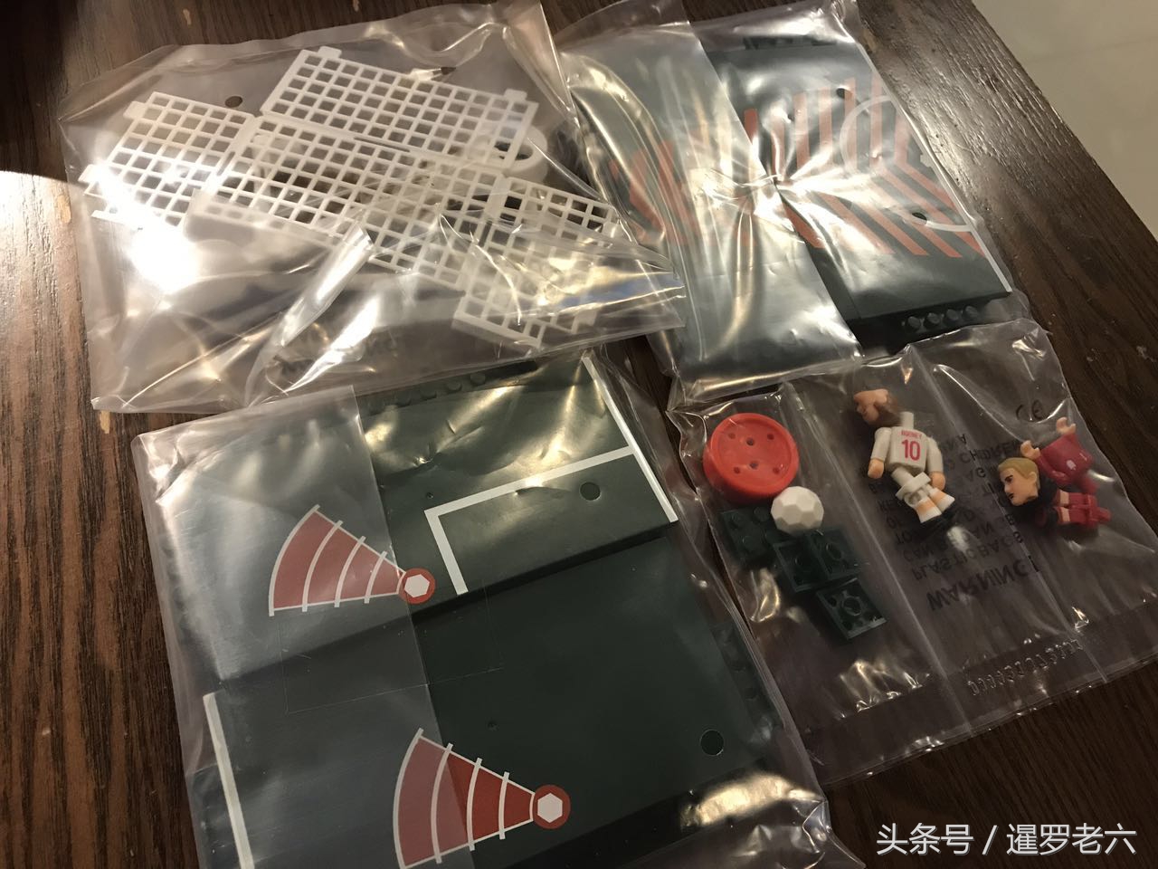 鲁尼惊天倒钩乔哈特,泰国二手玩具