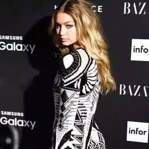 活久见大牌联名,lv衣服上面有个supreme联名是真的吗