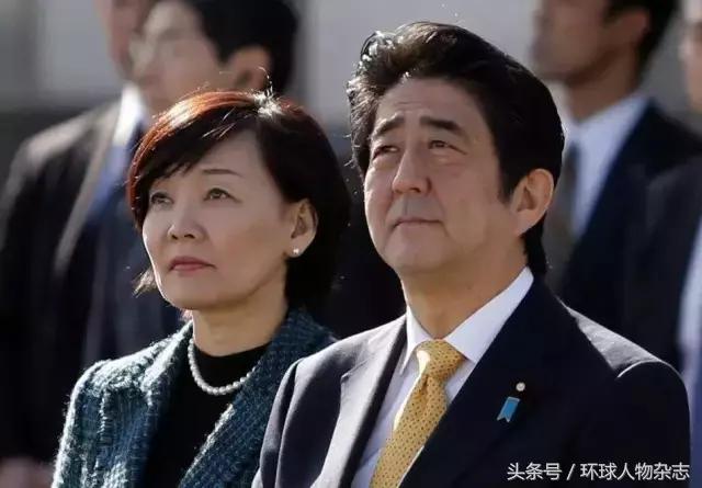 前景不利,后院失火,最近安倍过得很闹心,都是因为这两个女人
