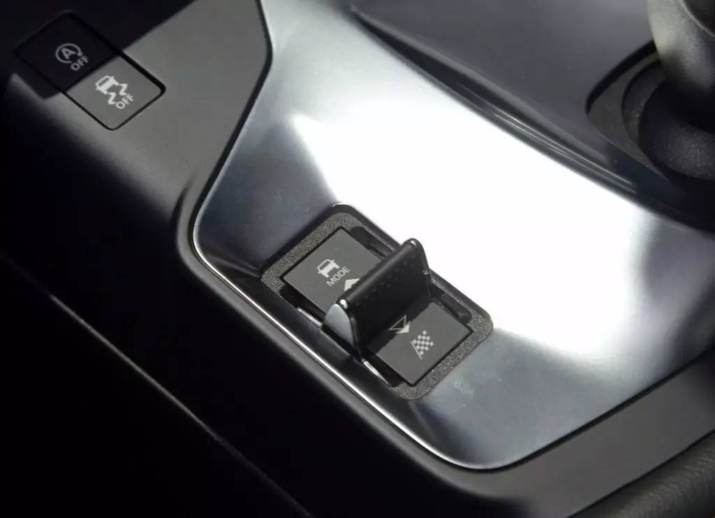 全新捷豹新款e-pace图,捷豹e-pace小豹子图