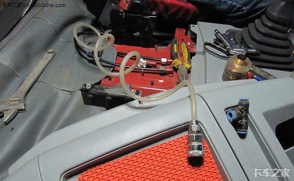 新手开货车需要注意哪些仪表异常,开卡车的安全注意事项