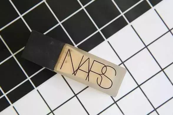 还没有遇到真爱怎么办,不踩雷粉底液怎么买