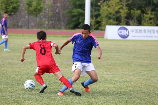 2017青少年冠军杯7月15日赛况报道：传控打法主导德比大战，总决赛名额水落石出