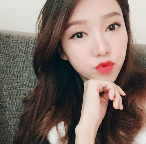 美妆达人教你如何画好看的唇妆,韩国美妆博主教程