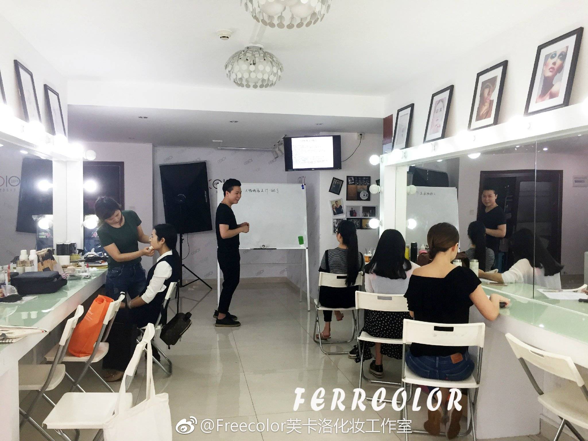 业余学化妆的学校,想学化妆师零基础学什么