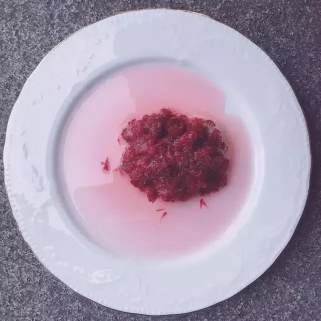 蹦野迪不如吃果盘，如何用20块在上海街头打败妖艳*货贱**？