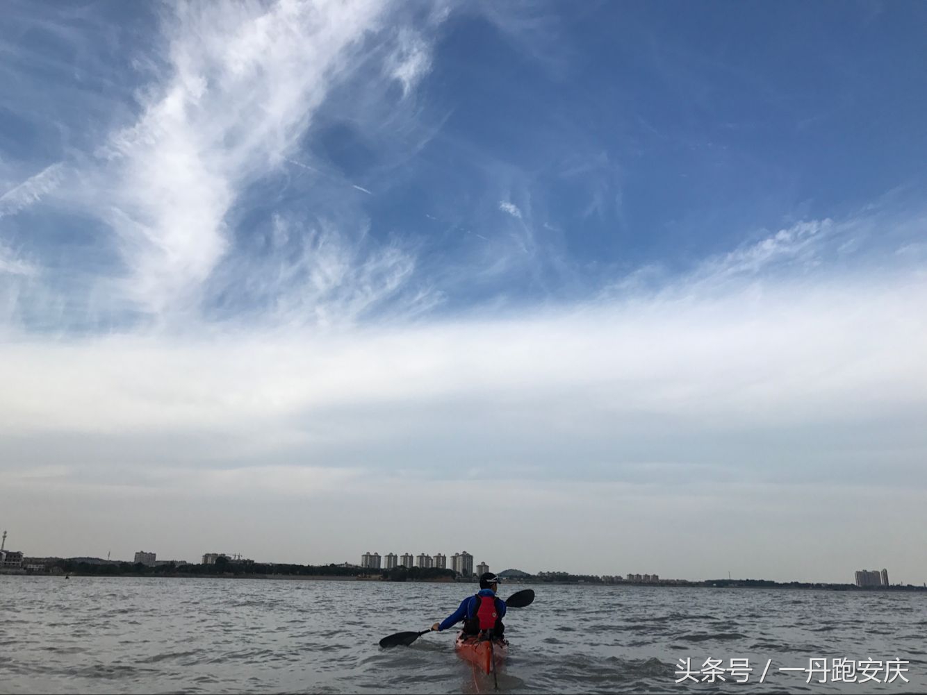 皮划艇是田径运动么,皮划艇运动的意义