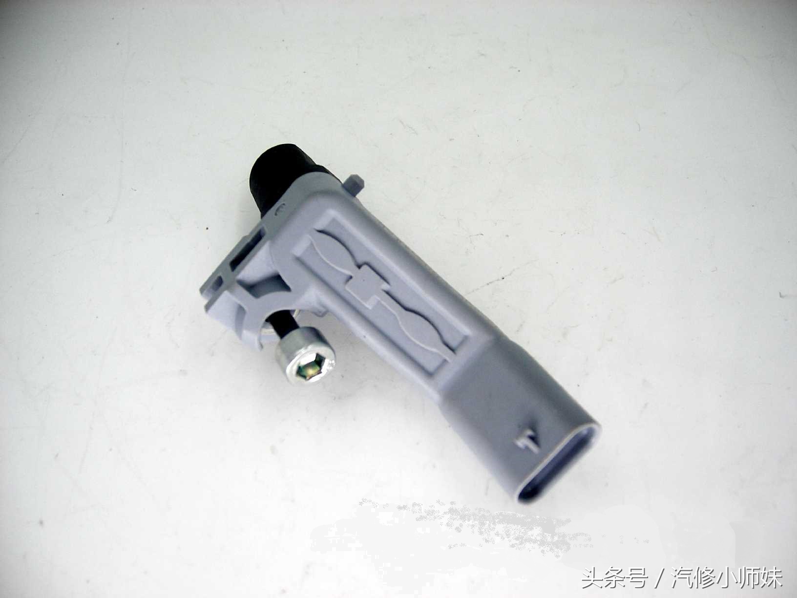 新桑塔纳发动机故障灯epc,老桑塔纳转速传感器