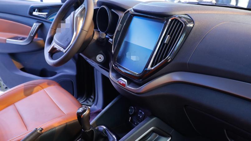 中控屏改装哪个屏幕好,改装中控大屏优缺点