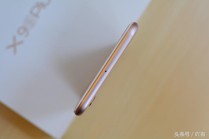 vivox9s和vivox9splus哪个好,vivox9s和plus有什么区别