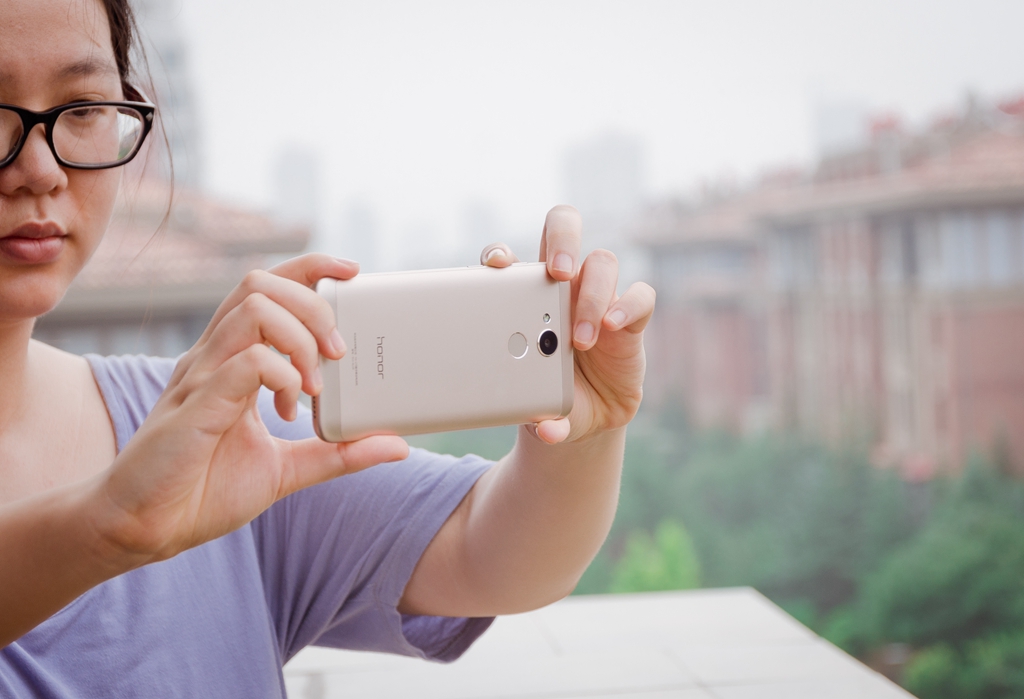 千元机测评荣耀畅玩20,荣耀畅玩6a评价