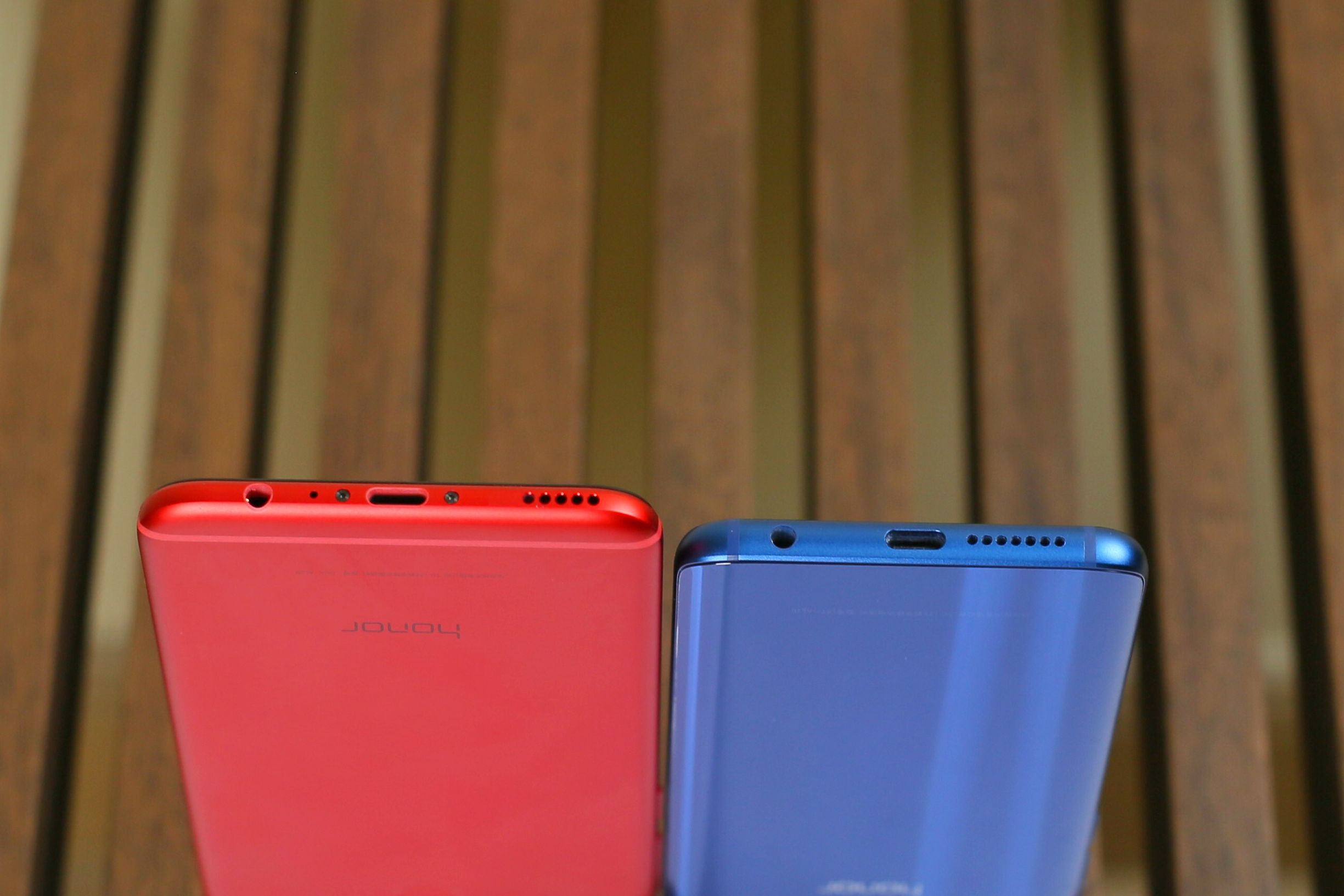 荣耀9和荣耀v9你选哪个,荣耀v9对比荣耀v8