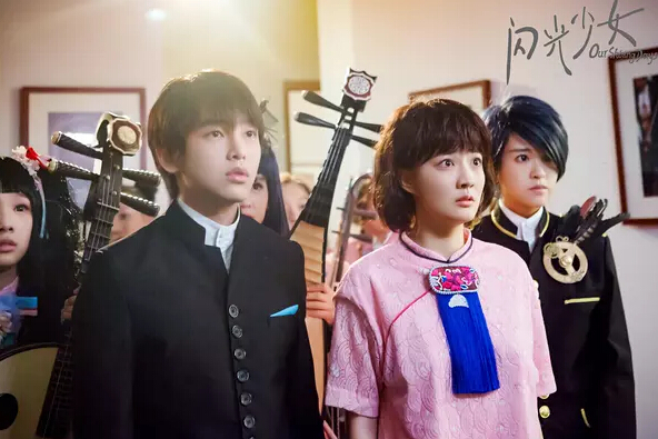 打破国产青春必烂片定律，《闪光少女》让二次元少女闪闪光发