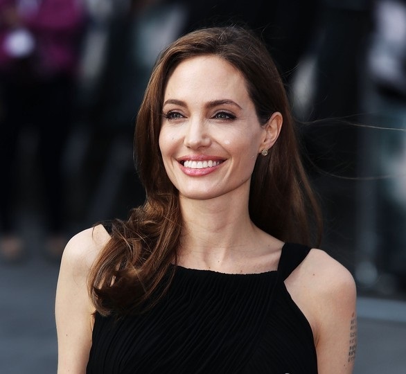 马甲线肩颈线,好看的肩颈比马甲线更好看