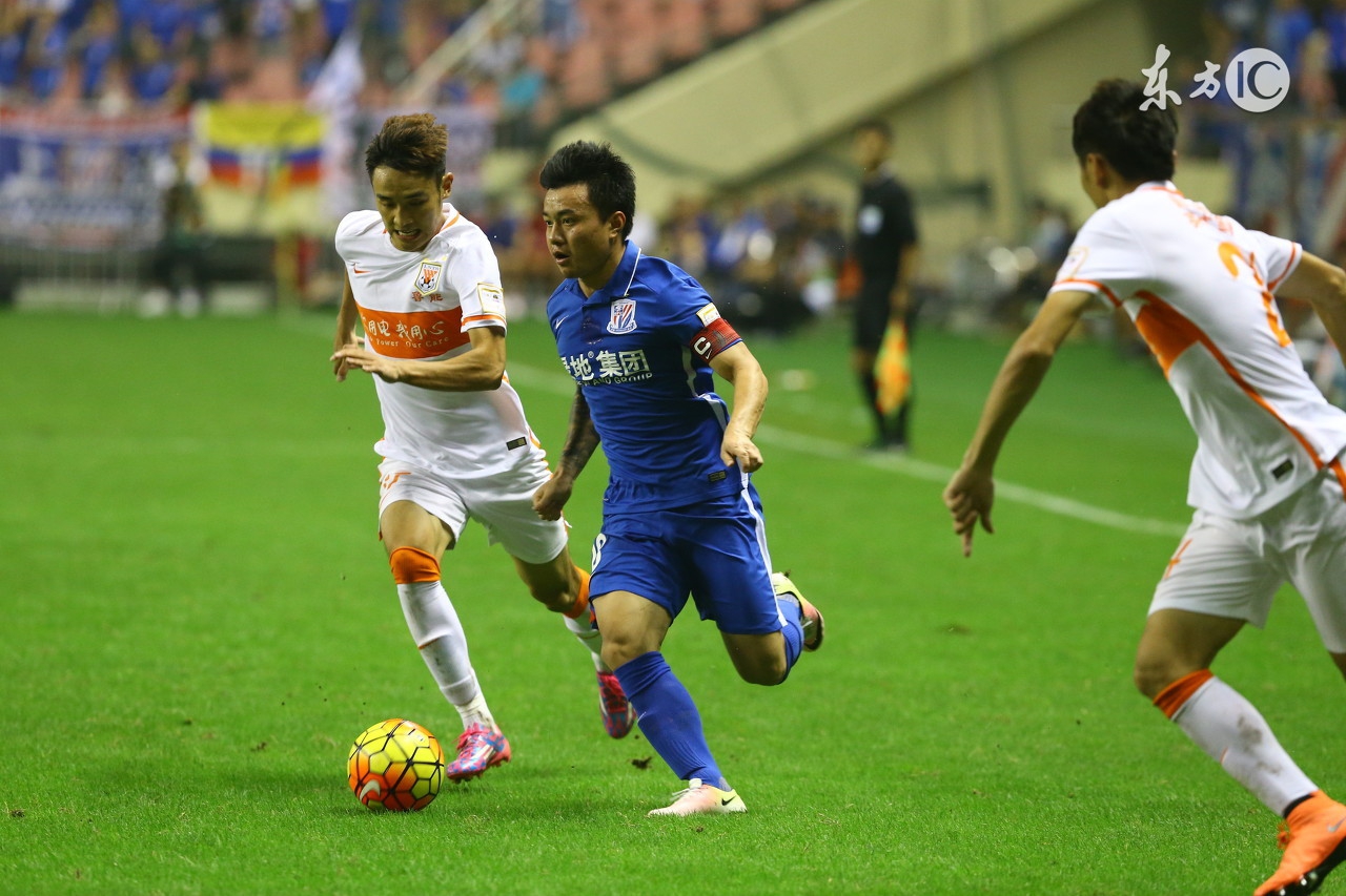 鲁能申花赛后,鲁能近三年赢过申花吗