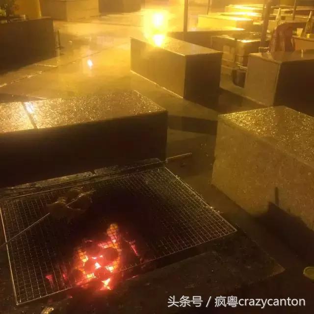 八月份去香港天气热吗,香港夏天冷