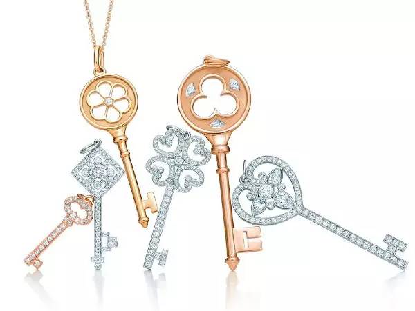 刘雯倪妮穿衣搭配图,杨幂刘雯谁最漂亮