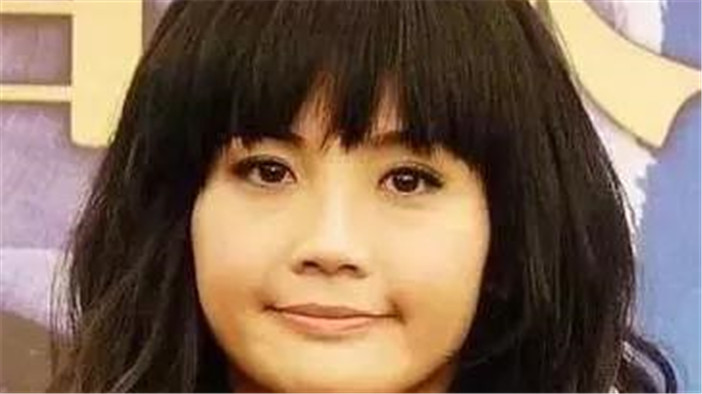 空气刘海方圆脸适合吗,四十岁圆脸卷长发空气刘海