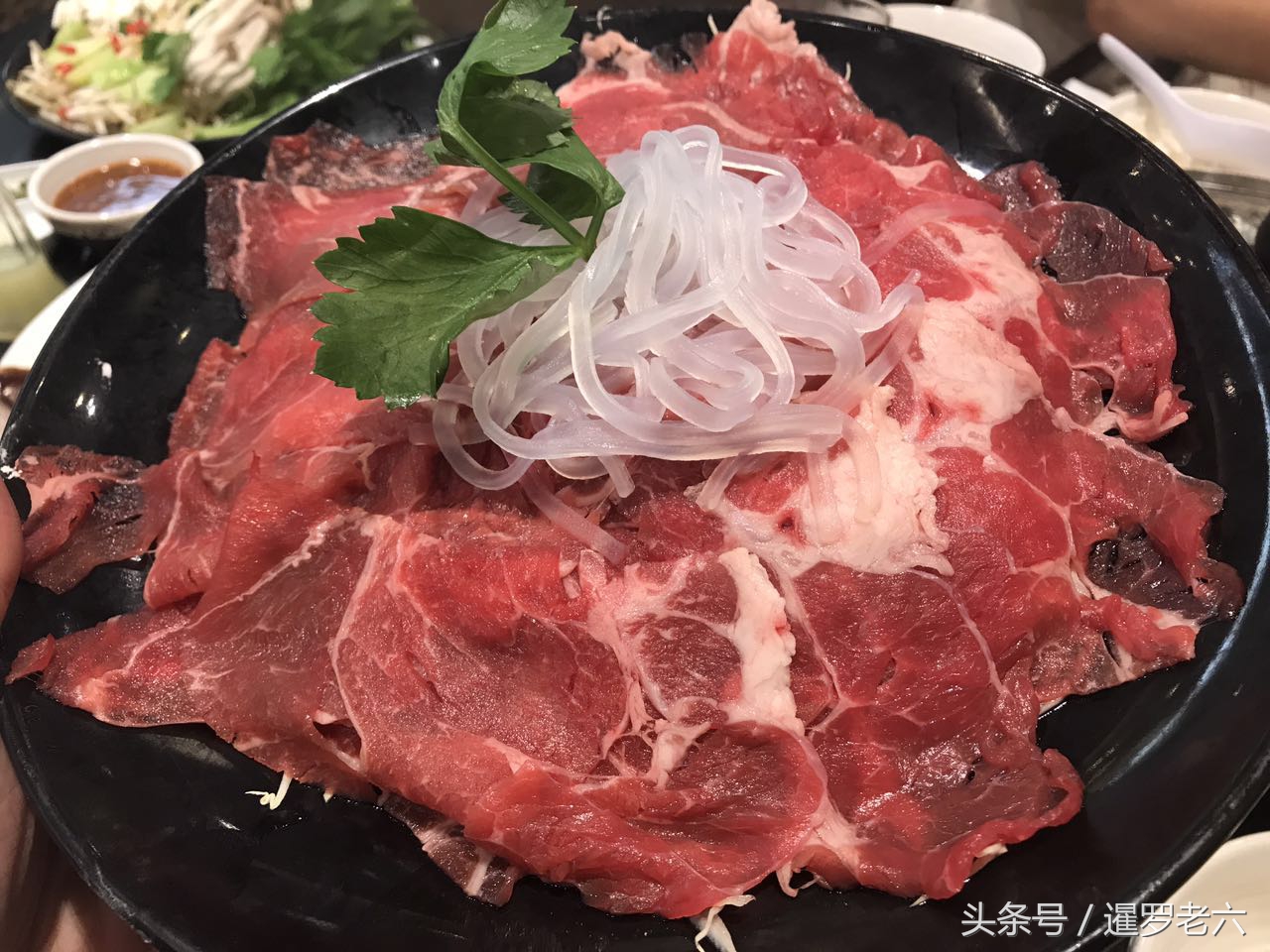 泰国100元小火锅,来到泰国一定要品尝泰式火锅