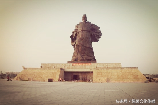 脚边的历史丨为球献生，扁鹊也救不了你