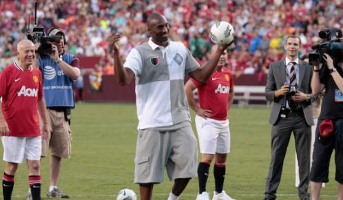 科比和梅西谁打篮球更厉害,科比和梅西打篮球谁厉害一些