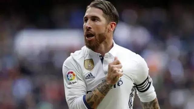 穿长袖打球的nba球星,穿长袖球衣球员