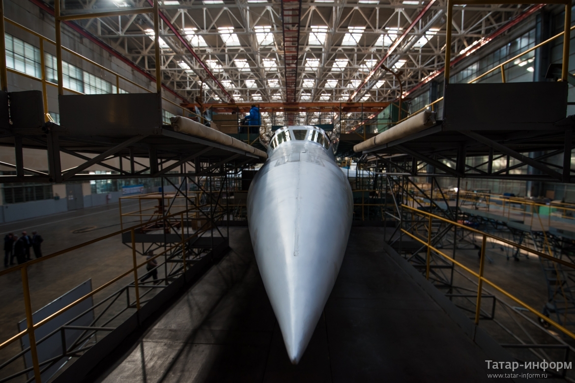 原创：俄公布图-160大轰建造高清图，是忽悠还是动真格的？