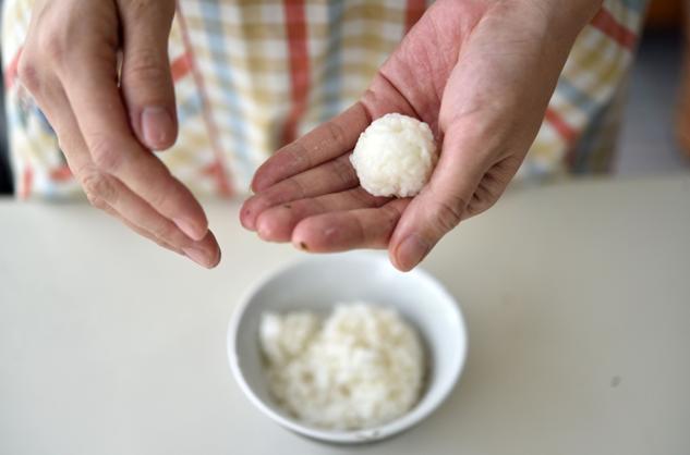 宝宝拒绝被动接受食物？换个打开方式就能搞定~~