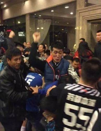 许老板是背锅侠吗,许老板被债权人骂