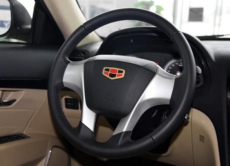 吉利帝豪ec8评测,吉利ec8博瑞