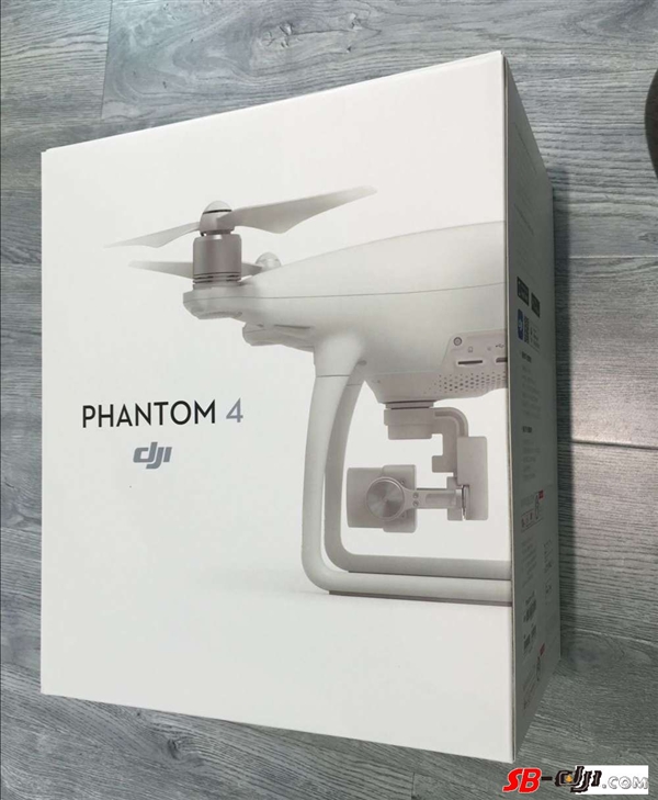 8999元!大疆精灵4开箱:精致高颜