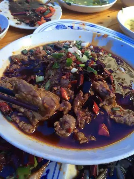 重庆这些人气爆棚却经济实惠的美食，你吃过几个？超全整理赶紧收