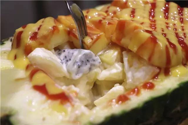 一碗不正经的肥牛饭,下班去哪吃