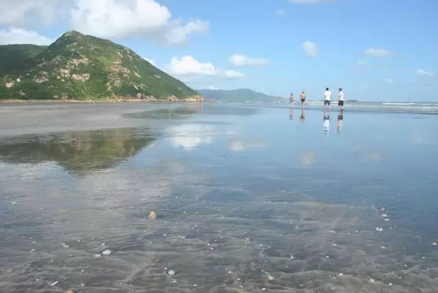免费海边沙滩推荐,中山周边一日游沙滩