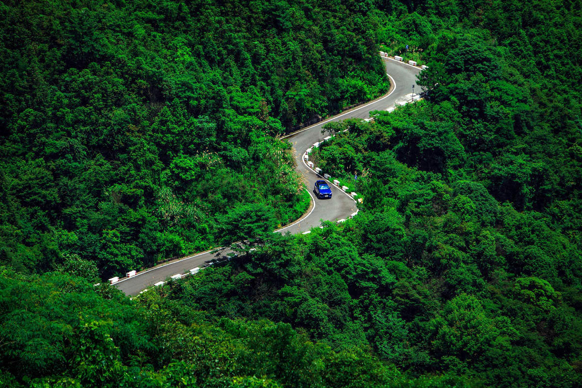 豹力英伦绅士试驾新款捷豹f-pace,试驾2.0t捷豹f-pace