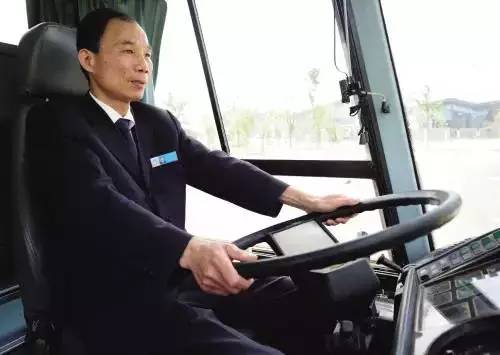 旅游客车有前途吗,客车旅游推荐