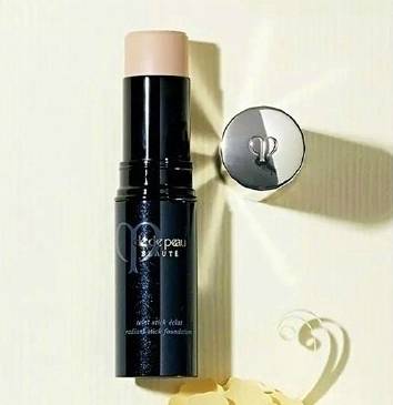 日本美容杂志《美的》评选：2017上半年最值得买的护肤品和彩妆，从平价到贵妇品牌都有