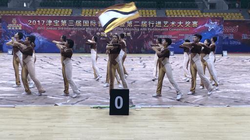 FightOn!全国21所学校在宝坻比赛行进艺术，天津海河中学、41中的学生“帅拉风”