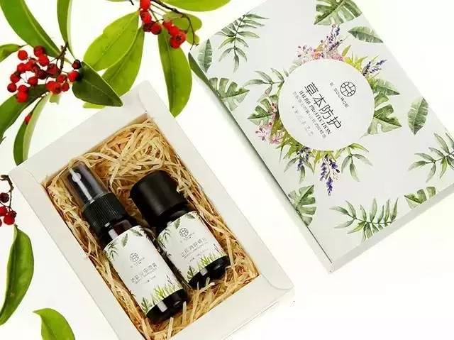 避开高温的偷袭，开启移动的冰凉夏日，这些消暑的小物件爆款开刷！