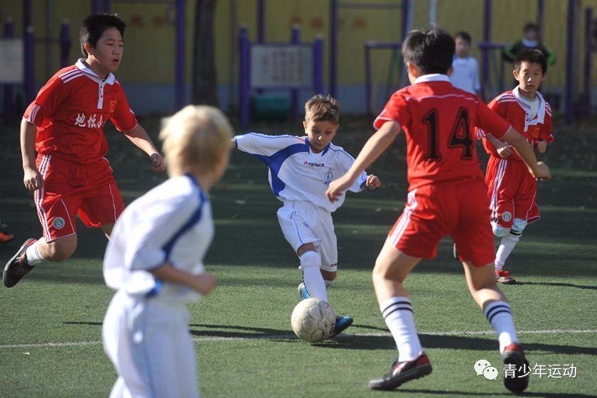 圣保罗青年队中国队,中国足球0:6惨败说明了什么