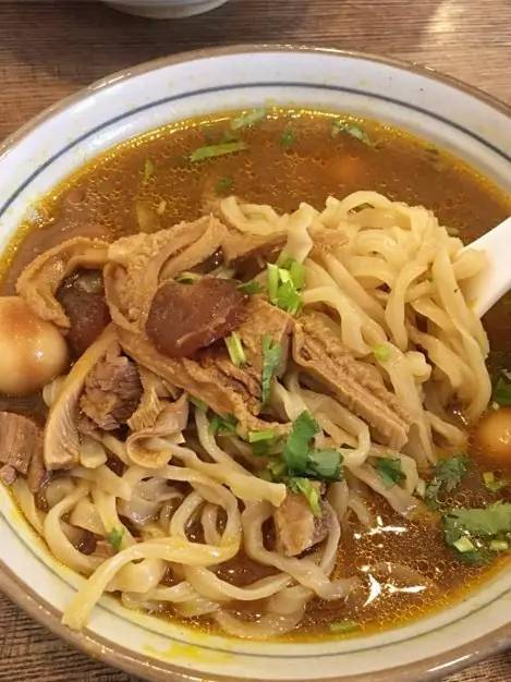 吃！吃！吃！吃！吃！快上车！